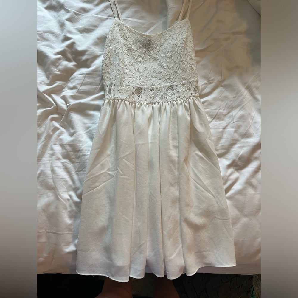 lacy white mini dress size 2